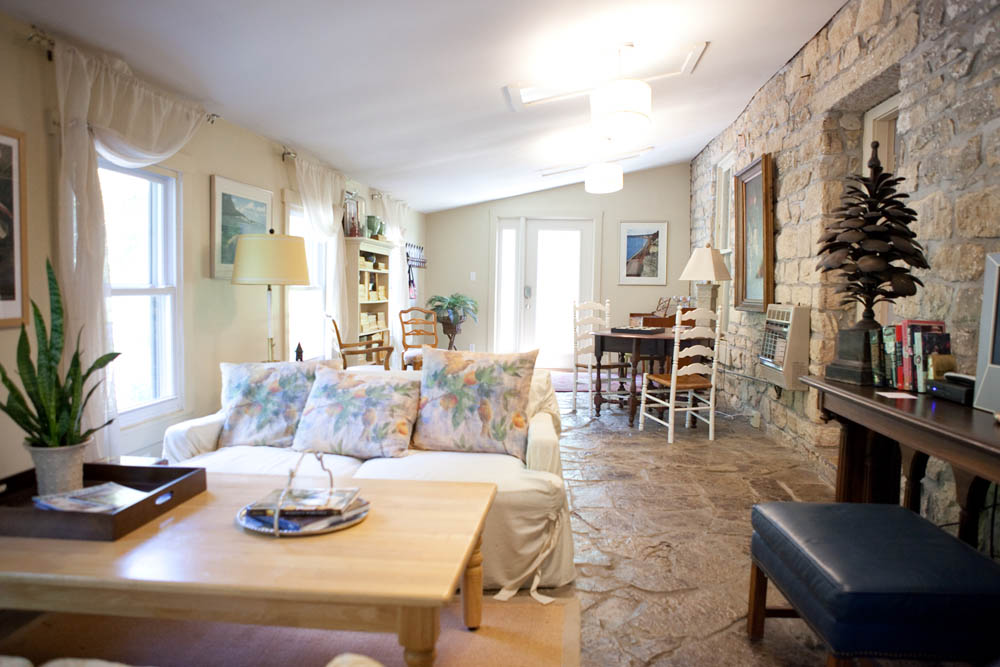 The Stone Cottage The Loading Dock St. Louis' Only Waterfront